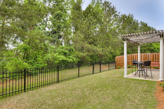 240 Full Circle Dr, Evans, GA 30809 - fenced backyard featuring a pergola and a patio area