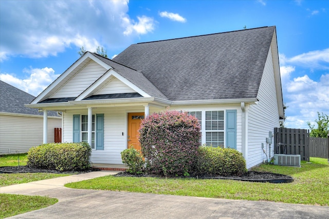 2120 Whitney S Dr, Augusta, GA 30904 - view of front facade with roof with shingles and a porch