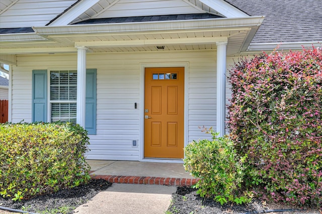 2120 Whitney S Dr, Augusta, GA 30904 - entrance to property featuring roof with shingles and a porch