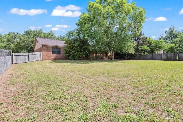 305 Manchester Ct, Grovetown, GA 30813 - view of yard