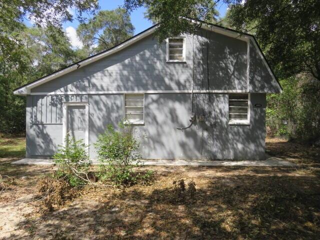 view of home's exterior