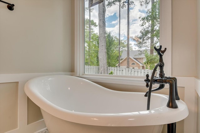 bathroom featuring a bathtub