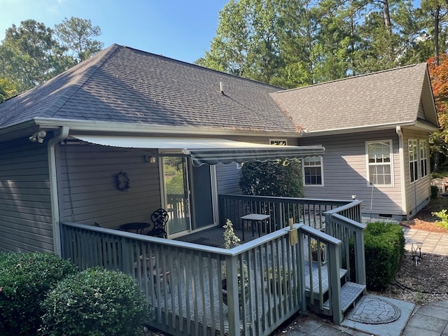 139 Cresent Dr, Mccormick, SC 29835 - back of property with a shingled roof and a wooden deck