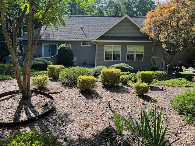 139 Cresent Dr, Mccormick, SC 29835 - view of front of property with roof with shingles