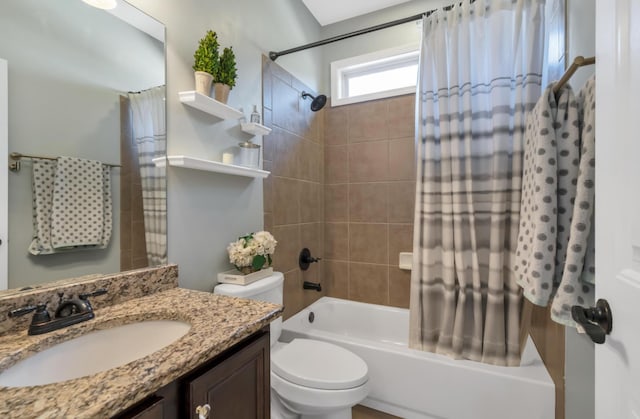343 Abby Cir, Greenville, SC 29607 - full bath featuring toilet, shower / bath combo with shower curtain, and vanity