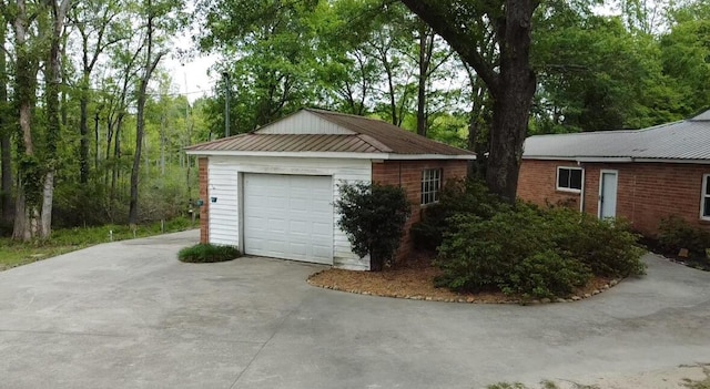 detached garage with driveway