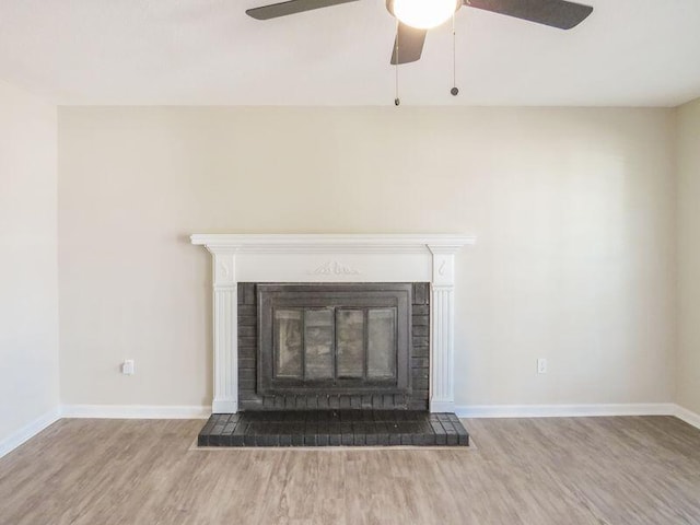 details with wood-type flooring and ceiling fan