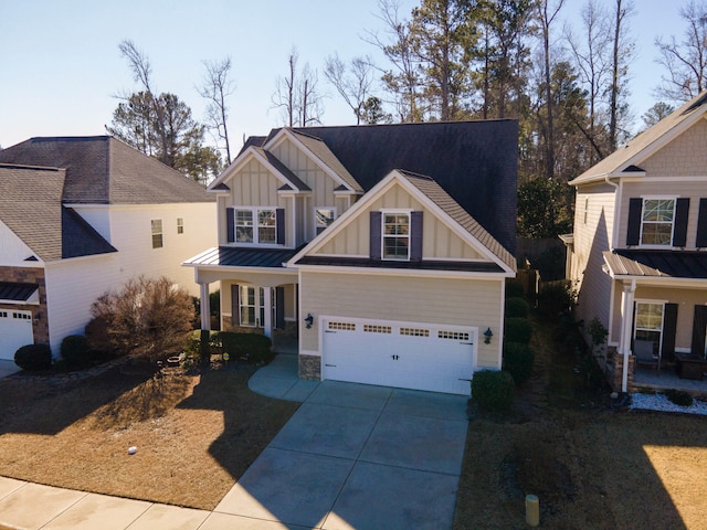 view of front facade with a garage