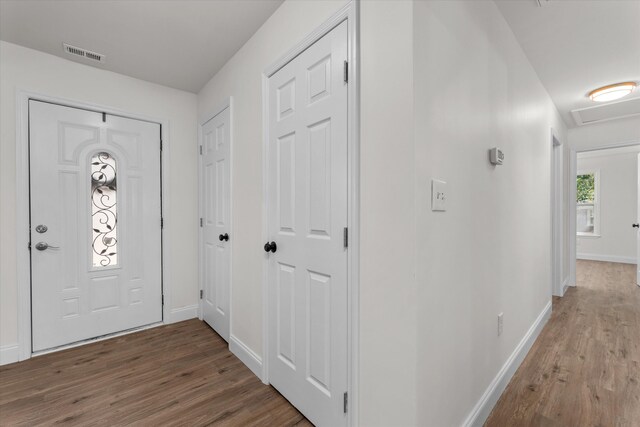 321 Padrick St, Martinez, GA 30907 - foyer featuring wood finished floors and baseboards
