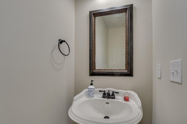 bathroom with sink