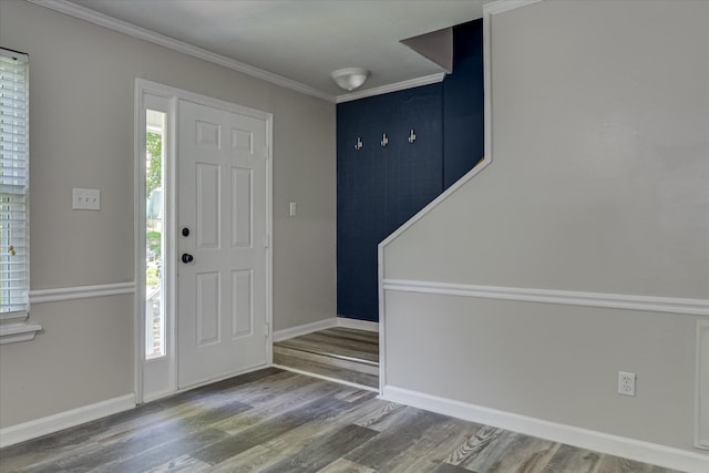 216 Dry Creek Rd, Evans, GA 30809 - foyer entrance with wood finished floors, crown molding, and baseboards