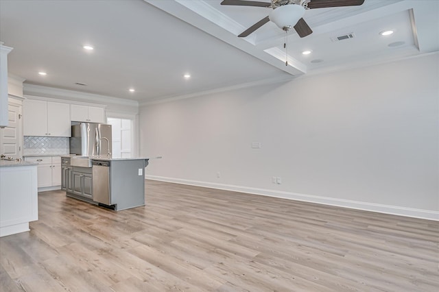 359 Sumac Trl, Evans, GA 30809 - kitchen featuring ornamental molding, a ceiling fan, appliances with stainless steel finishes, tasteful backsplash, and baseboards
