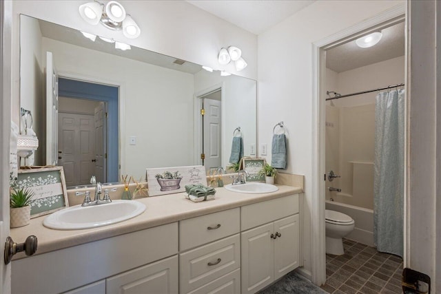2071 Lake Forest Dr, Grovetown, GA 30813 - full bathroom with double vanity and shower / bath combo