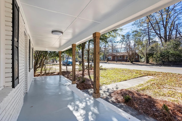 view of patio / terrace with a porch