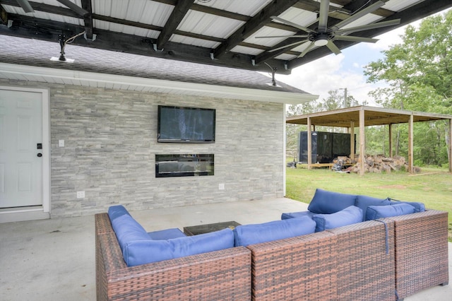 1543 Wrens Hwy, Thomson, GA 30824 - view of patio / terrace featuring an outdoor living space and ceiling fan