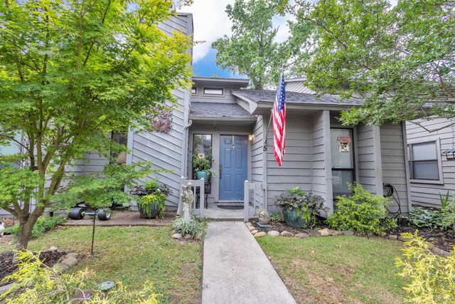 16 Cardinal Ln, North Augusta, SC 29841 - view of front of property featuring a shingled roof and a front yard