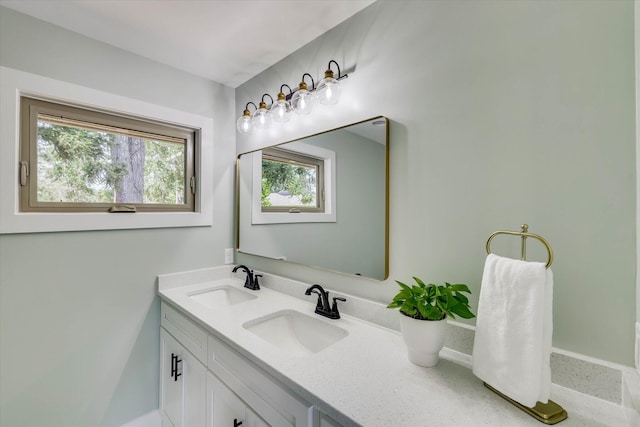 118 Lake Bluff Dr, Waynesboro, GA 30830 - full bath with double vanity and plenty of natural light