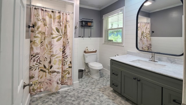 707 Pin Oak Dr, Aiken, SC 29801 - full bath with vanity, crown molding, wainscoting, tile walls, and a shower with curtain