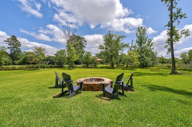 188 Lagoon Dr, Clarks Hill, SC 29821 - view of grassy yard featuring a fire pit