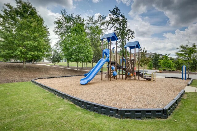 3120 Wayne Dr, Evans, GA 30809 - community playground with a yard