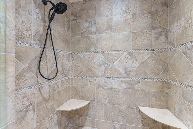 3820 Blue Springs Trce, Evans, GA 30809 - bathroom featuring a tile shower