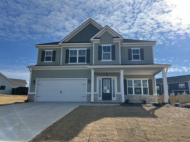 craftsman house featuring a garage