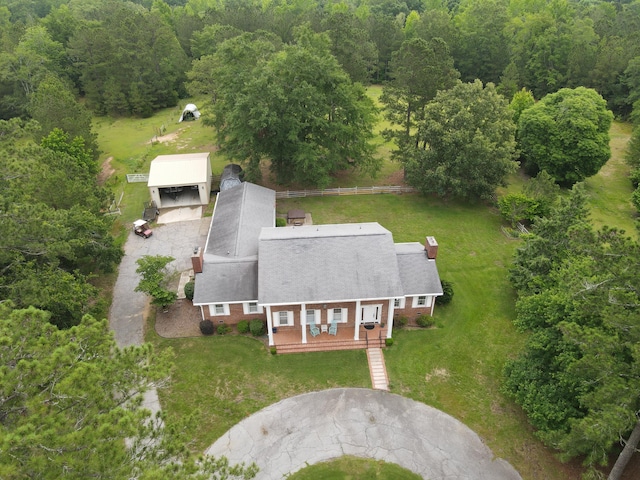 711 Augusta St, Mccormick, SC 29835 - aerial view of property and surrounding area with a forest