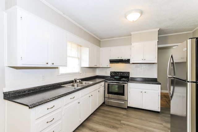 kitchen featuring crown molding, sink, dark hardwood / wood-style floors, white cabinetry, and stainless steel appliances