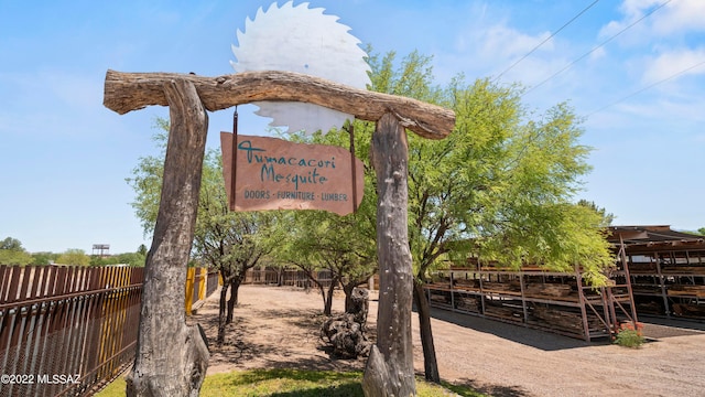 view of community / neighborhood sign