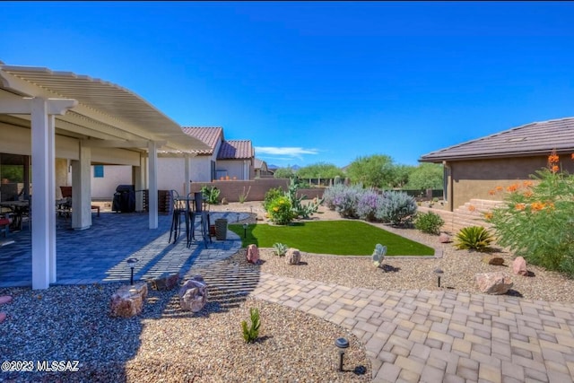 view of yard featuring a patio