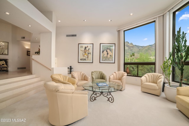 living room featuring a mountain view