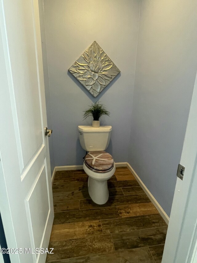 bathroom with a tile shower