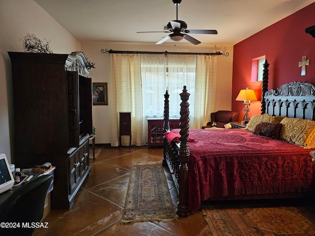 bedroom featuring ceiling fan