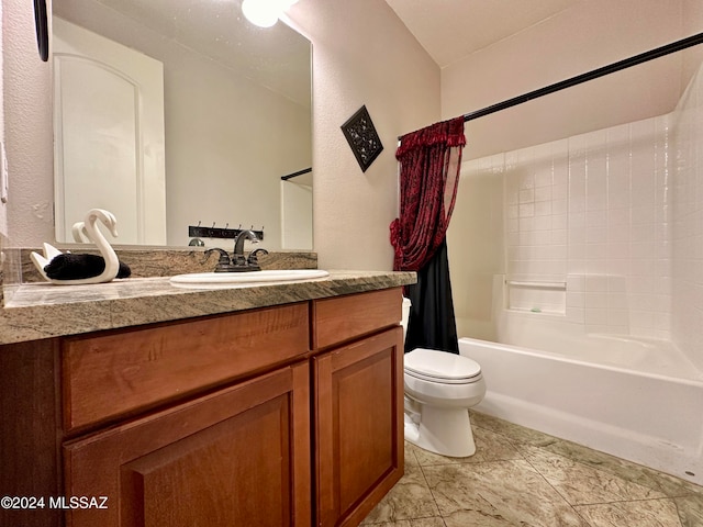 464 N 1st Ave, Thatcher, AZ 85552 - full bathroom with shower / tub combo with curtain, vanity, and toilet