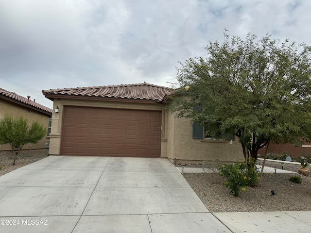 view of front of house with a garage