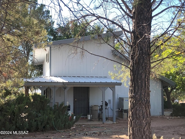 view of front of house