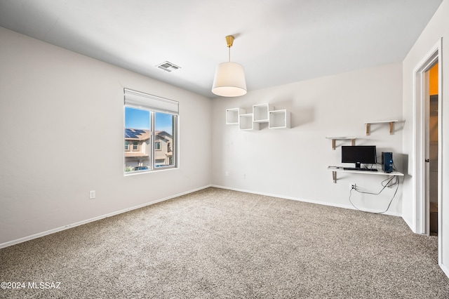 empty room featuring carpet