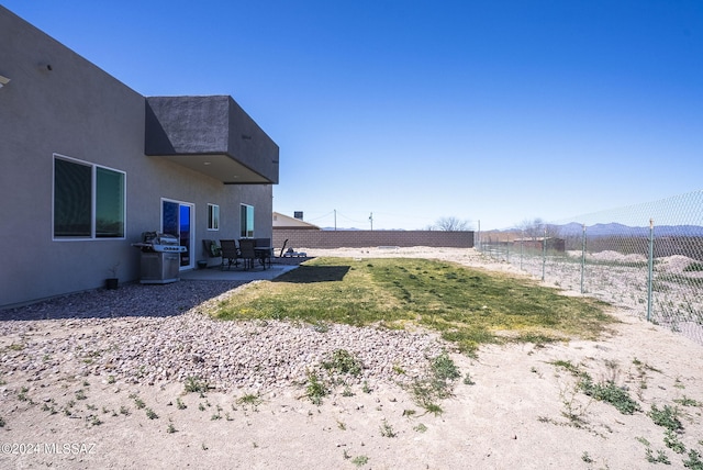 view of yard with a patio