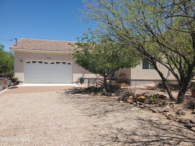 view of front facade with a garage