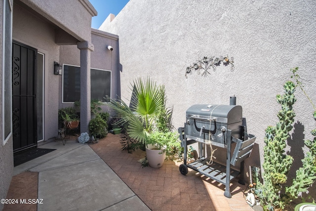 view of terrace featuring grilling area