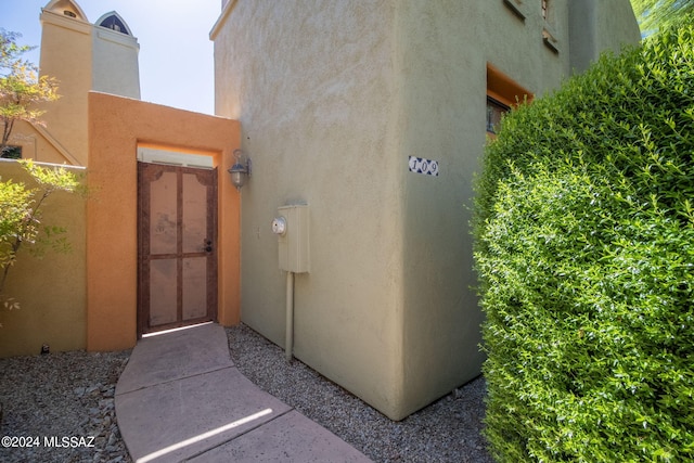 view of entrance to property