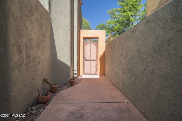 view of entrance to property