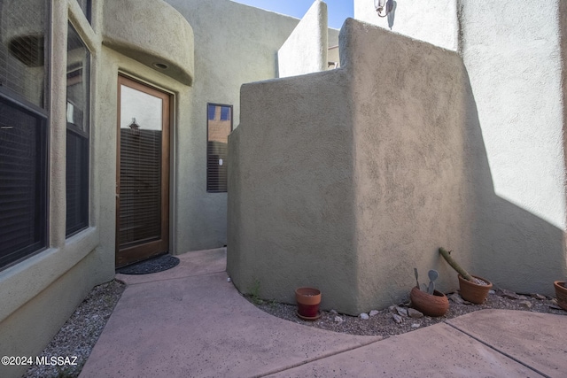view of property entrance