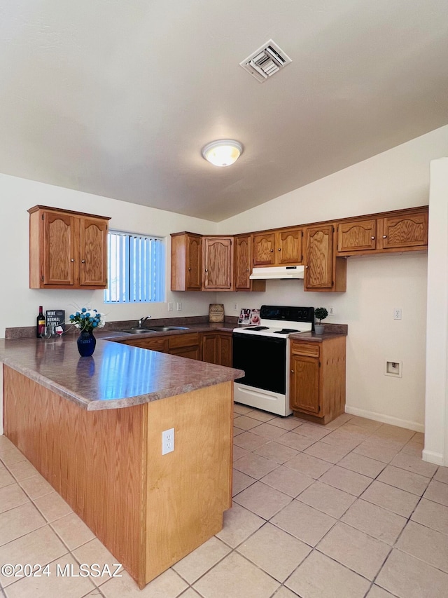 kitchen with lofted ceiling, sink, white electric stove, light tile patterned floors, and kitchen peninsula