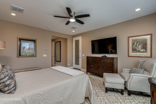 bedroom featuring ceiling fan