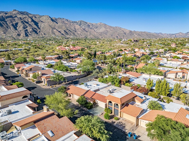 bird's eye view featuring a mountain view