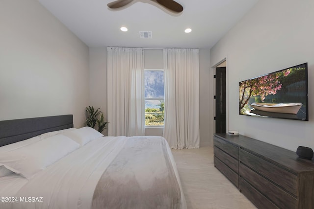 bedroom featuring ceiling fan