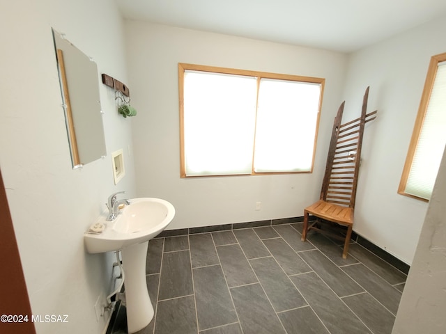 bathroom featuring sink