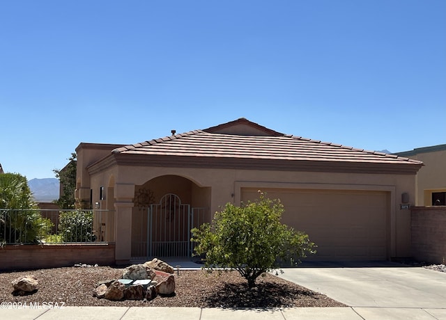 view of front of house featuring a garage