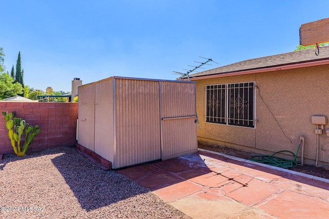 view of outbuilding